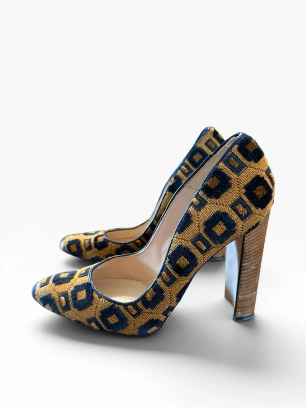 Manolo Blahnik Woven Geometric Block Heel Pumps Mustard & Black EU 38.5 US 8.5